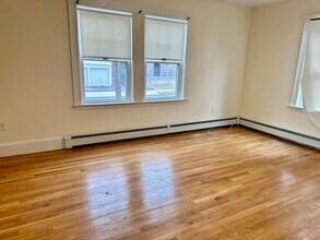 24 Brook Rd in Quincy, MA - Building Photo - Building Photo