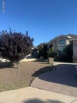 4820 New Ranch Ct in El Paso, TX - Building Photo