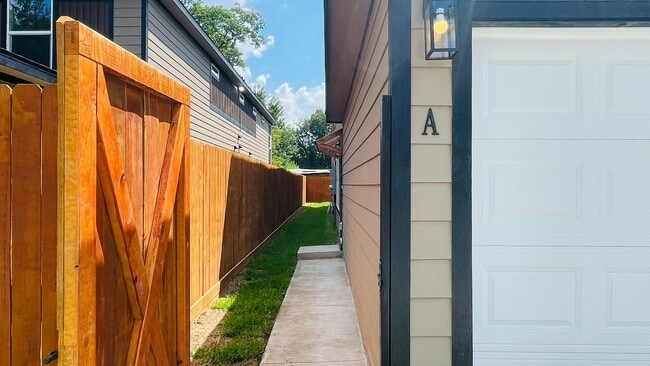 8416 Sandra St in Houston, TX - Building Photo - Building Photo