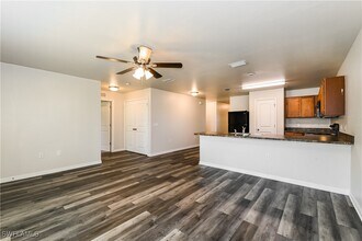 1737 NW 6th Pl in Cape Coral, FL - Foto de edificio - Building Photo