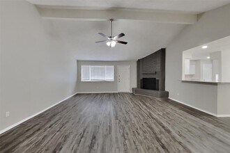 7426 Boysenberry Ln in Houston, TX - Building Photo - Building Photo