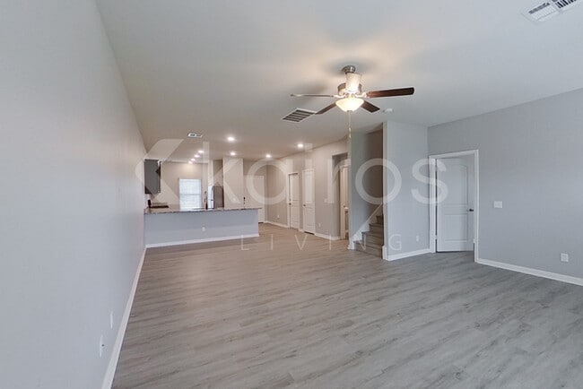 1020 NW 4th St in Newcastle, OK - Foto de edificio - Building Photo