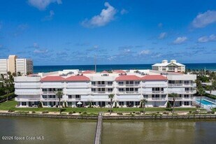 3360 S Atlantic Ave in Cocoa Beach, FL - Building Photo