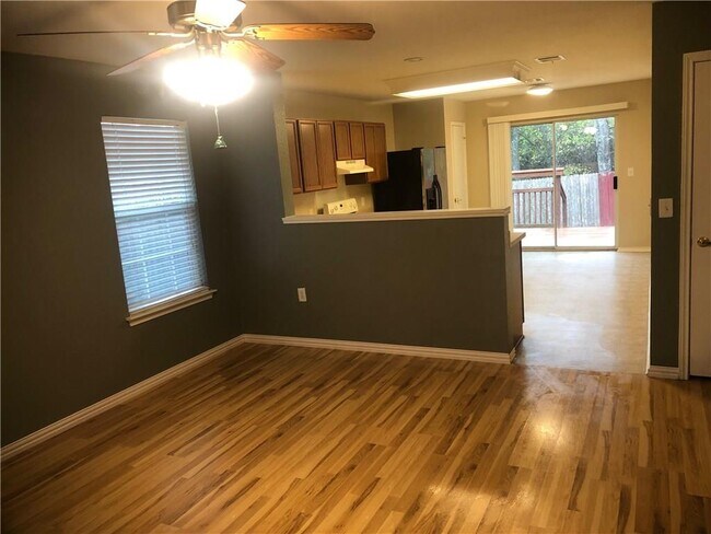 2105 Tranquilo Trail in Austin, TX - Building Photo - Building Photo