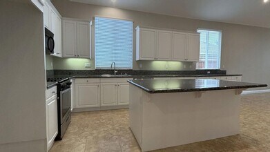 36289 Thousand Oaks Pl in Murrieta, CA - Building Photo - Building Photo