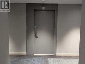 19-2719 Western Battery Rd in Toronto, ON - Building Photo - Building Photo
