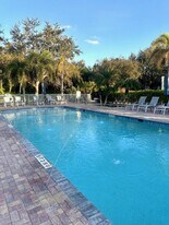 4420 Botanical Pl Cir in Naples, FL - Building Photo