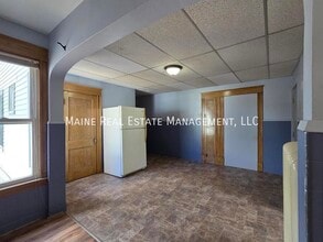 27 Cook St in Auburn, ME - Building Photo - Building Photo