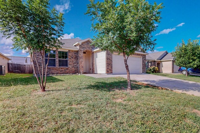 2943 St Bernard Dr in Dallas, TX - Building Photo - Building Photo