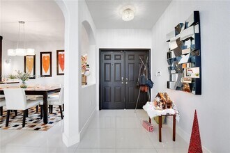 11261 NW 55th Ln in Doral, FL - Building Photo - Building Photo