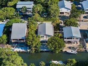 29172 Rose Dr in Big Pine Key, FL - Building Photo - Building Photo