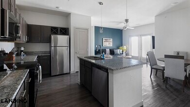 2825 Main St, Unit 137 in Buda, TX - Building Photo - Building Photo