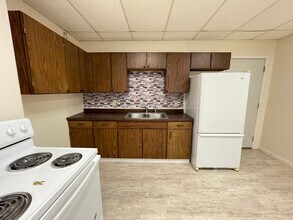 410 N 52nd Ave W in Duluth, MN - Building Photo - Building Photo