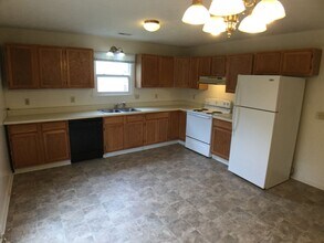 570 Kamran Dr NW in Christiansburg, VA - Building Photo - Building Photo