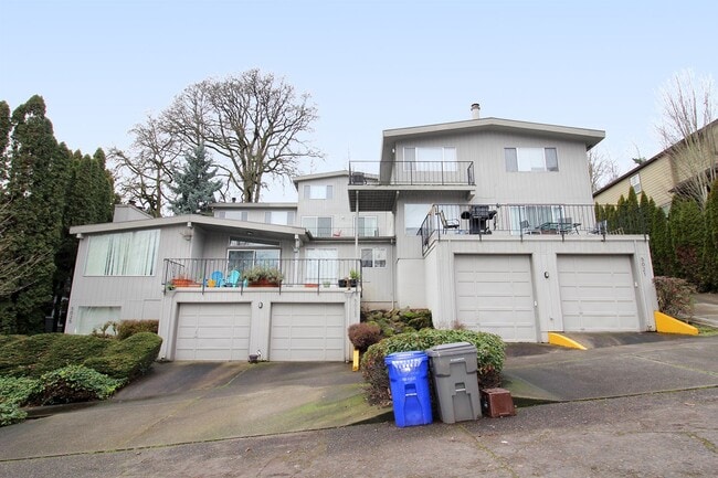 5025-5025 S View Point Ter