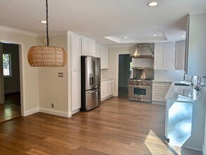 9 Arbor Way in Lafayette, CA - Building Photo - Building Photo