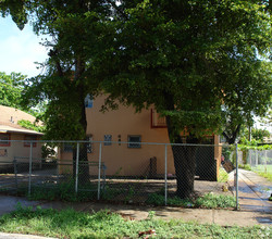 641 NW 2nd St in Miami, FL - Building Photo - Building Photo