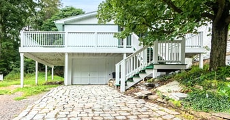 516 Greenwood Ave in Clarks Summit, PA - Building Photo