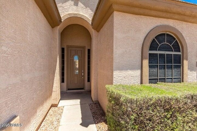 13508 W Alvarado Dr in Goodyear, AZ - Building Photo - Building Photo