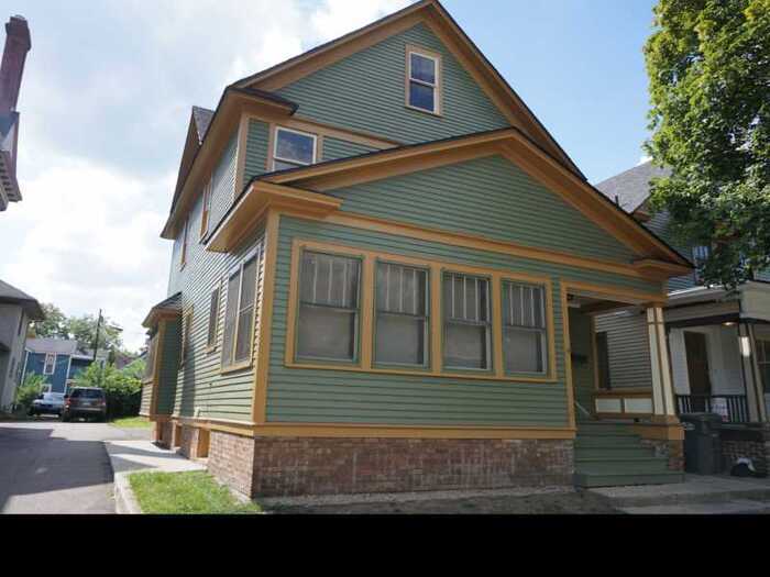 724 S Burdick St in Kalamazoo, MI - Building Photo