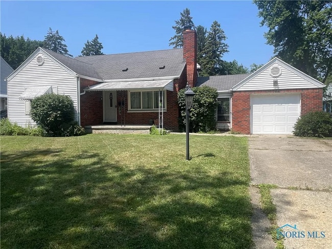 property at 3102 Heatherdowns Blvd