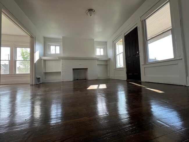 property at 3815 Pingree St