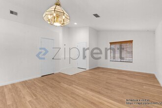 8361 Delicato Way in Sacramento, CA - Building Photo - Building Photo