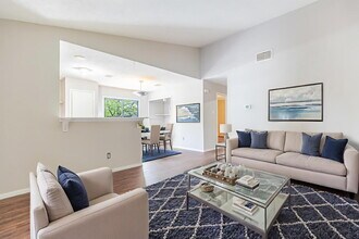 6201 Berkett Cove in Austin, TX - Building Photo - Building Photo