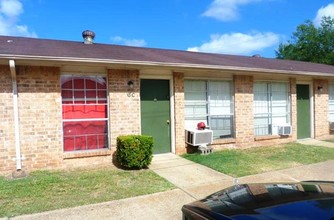 Patman Switch Apartments in Hughes Springs, TX - Building Photo - Building Photo