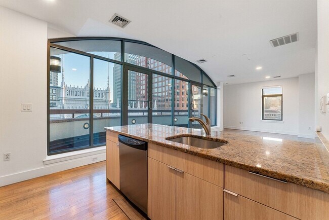 property at 425 Boylston St