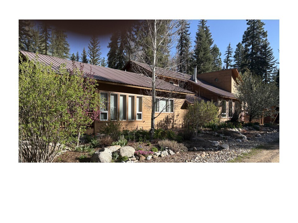 37 Verde Ln in Durango, CO - Building Photo