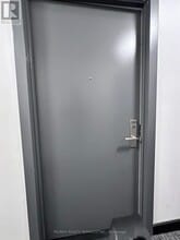 86 Dundas St E in Mississauga, ON - Building Photo - Building Photo