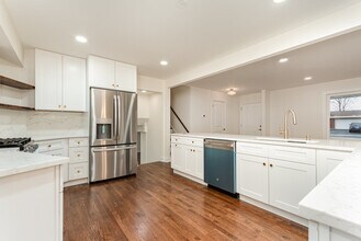 116 Waxwing Ave in Naperville, IL - Building Photo - Building Photo