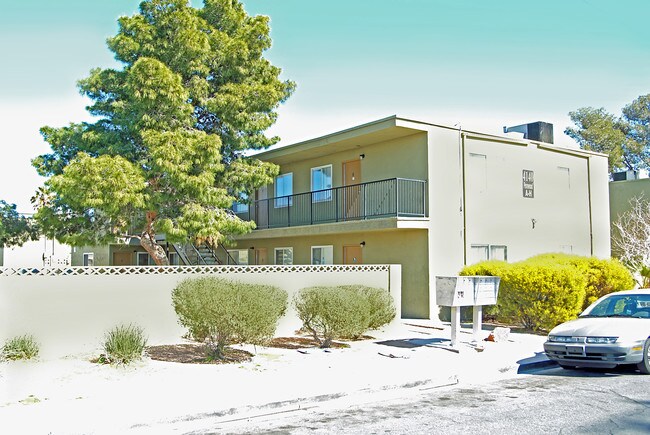 4156 Pennwood Ave in Las Vegas, NV - Building Photo - Building Photo