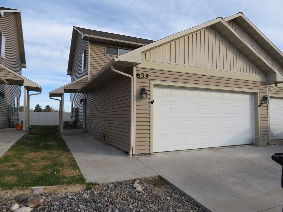 633 Presidents Pl in Billings, MT - Building Photo