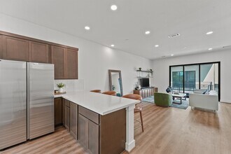 1517 D Vermont St in Houston, TX - Building Photo - Building Photo