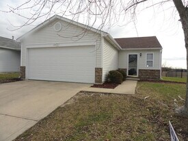 123 Declaration Dr in Greenwood, IN - Building Photo