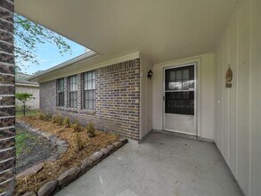 19715 Bambiwoods Ct in Humble, TX - Building Photo - Building Photo
