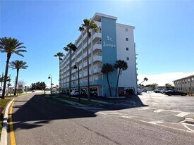 285 107th Ave in Treasure Island, FL - Building Photo