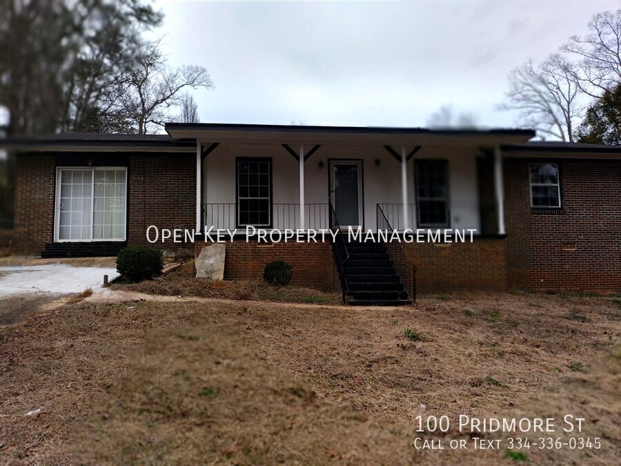 100 Pridmore St in Daleville, AL - Building Photo