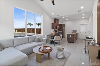 11 Jessica Ln in Weslaco, TX - Building Photo - Building Photo