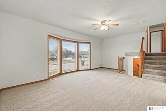 11617 S 205th St in Gretna, NE - Foto de edificio - Building Photo