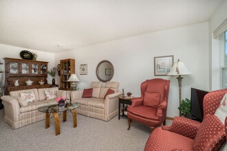 2614 Poetters Cir in Fairmont, MN - Building Photo - Building Photo