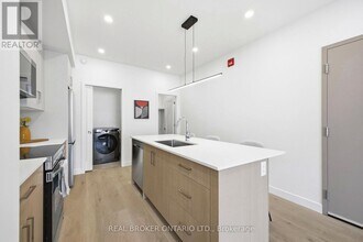 184 Woodroffe Ave in Ottawa, ON - Building Photo - Building Photo