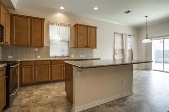1420 Canary Dr in Little Elm, TX - Building Photo - Building Photo
