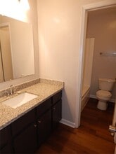 204 Northpointe Ave in La Grange, TX - Building Photo - Building Photo