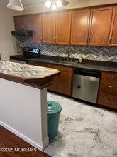 51 White St in Eatontown, NJ - Building Photo - Building Photo