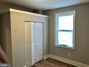 4933 Chestnut St in Philadelphia, PA - Building Photo - Building Photo