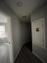 32 Sherman Pl, Unit 102 in Jersey City, NJ - Building Photo - Building Photo