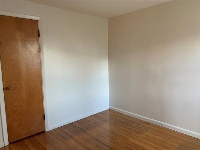 80 Abington Rd in Irondequoit, NY - Building Photo - Building Photo